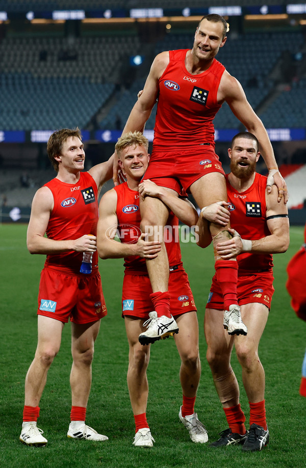 AFL 2025 Round 22 - Carlton v Gold Coast - A-61230633