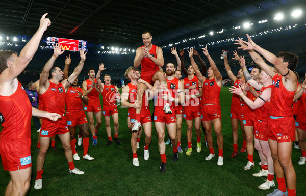 AFL 2025 Round 22 - Carlton v Gold Coast - A-61232564