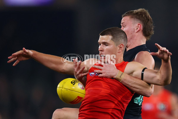 AFL 2025 Round 22 - Carlton v Gold Coast - A-61233280