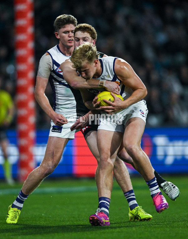 AFL 2025 Round 22 - Port Adelaide v Fremantle - A-61244419