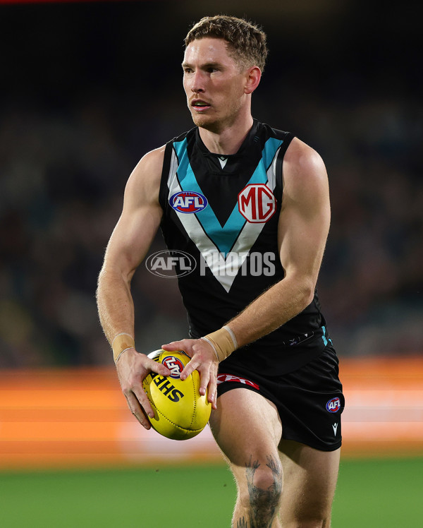 AFL 2025 Round 22 - Port Adelaide v Fremantle - A-61247350