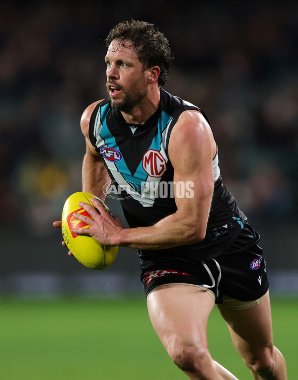 AFL 2025 Round 22 - Port Adelaide v Fremantle - A-61250037