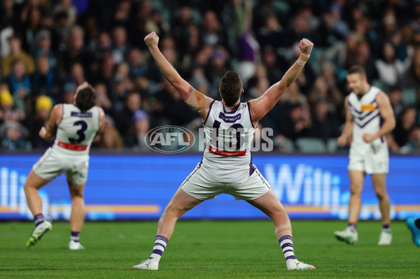 AFL 2025 Round 22 - Port Adelaide v Fremantle - A-61250109