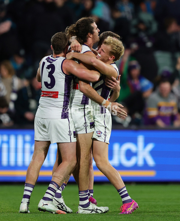 AFL 2025 Round 22 - Port Adelaide v Fremantle - A-61250775