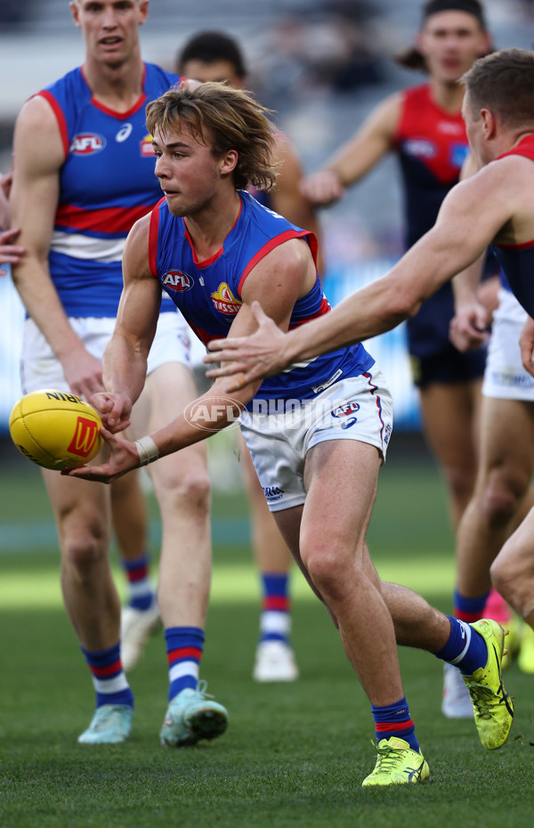 AFL 2025 Round 22 - Melbourne v Western Bulldogs - A-61261279