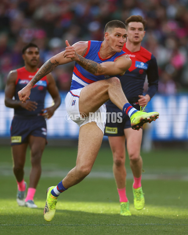 AFL 2025 Round 22 - Melbourne v Western Bulldogs - A-61265052