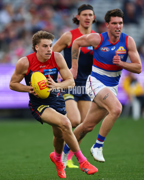 AFL 2025 Round 22 - Melbourne v Western Bulldogs - A-61270559