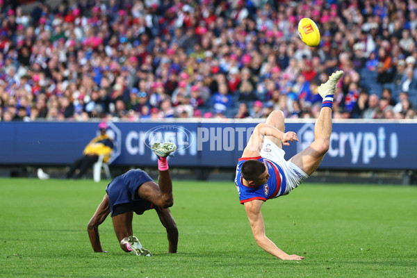 AFL 2025 Round 22 - Melbourne v Western Bulldogs - A-61272615