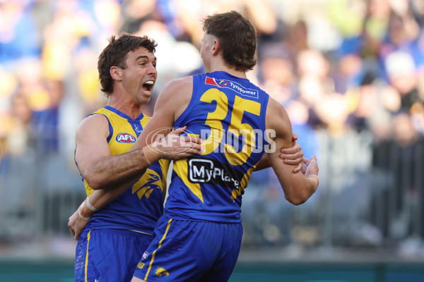 AFL 2025 Round 22 - West Coast v Adelaide - A-61273374