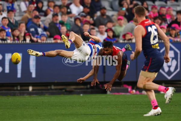 AFL 2025 Round 22 - Melbourne v Western Bulldogs - A-61276135