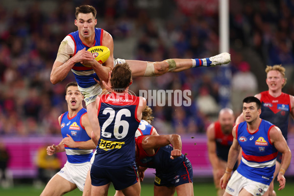 AFL 2025 Round 22 - Melbourne v Western Bulldogs - A-61278344