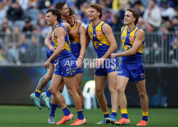 AFL 2025 Round 22 - West Coast v Adelaide - A-61281088