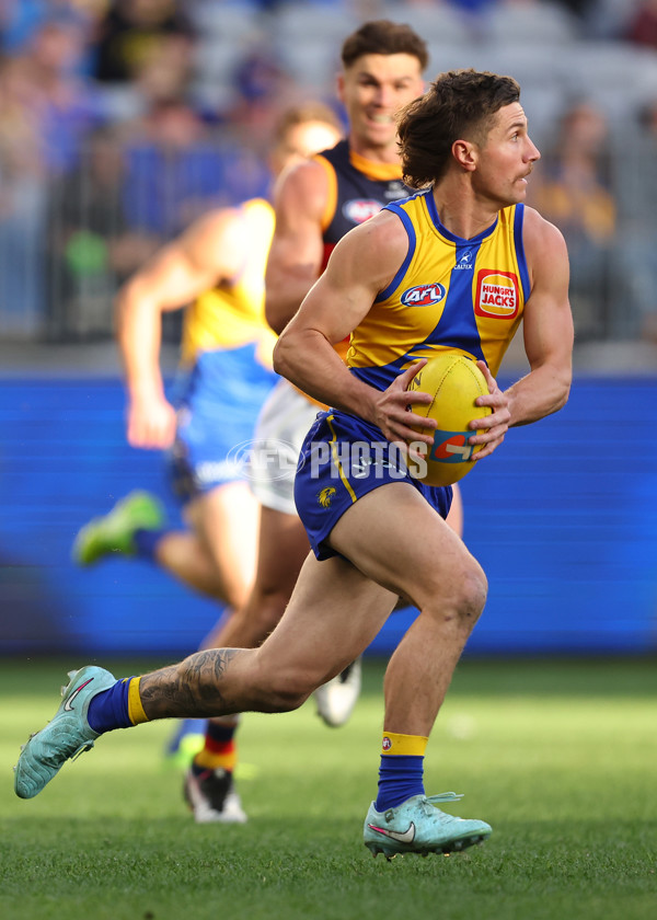 AFL 2025 Round 22 - West Coast v Adelaide - A-61283965