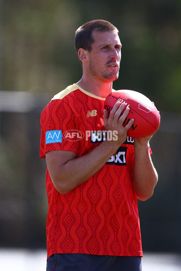 AFL 2025 Training - Gold Coast 120825 - A-61297801