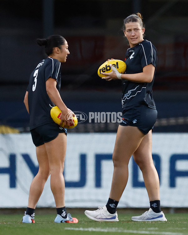 AFLW 2025 Round 01 - Carlton v Collingwood - A-61322486