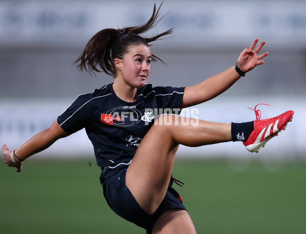 AFLW 2025 Round 01 - Carlton v Collingwood - A-61322510