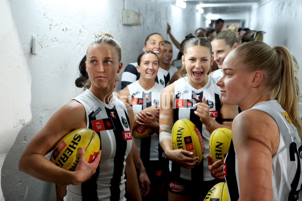 AFLW 2025 Round 01 - Carlton v Collingwood - A-61327284