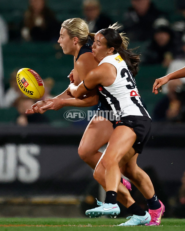 AFLW 2025 Round 01 - Carlton v Collingwood - A-61331880