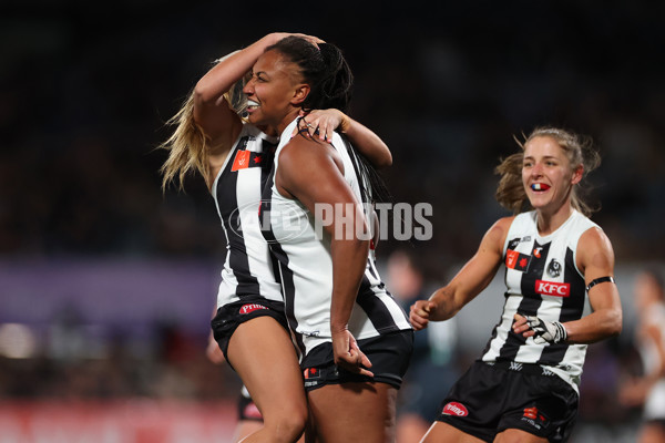 AFLW 2025 Round 01 - Carlton v Collingwood - A-61334108