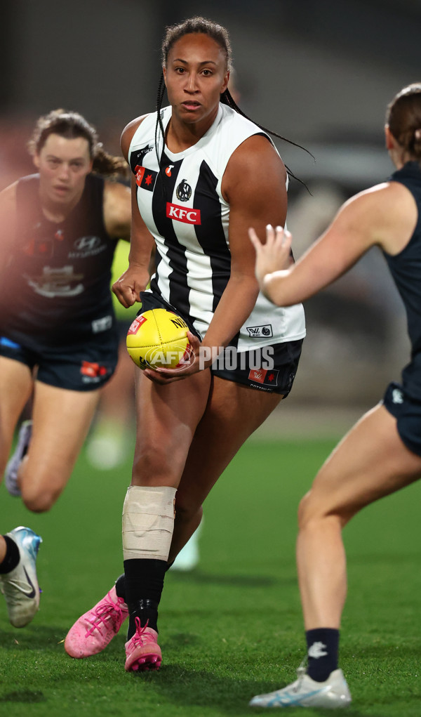 AFLW 2025 Round 01 - Carlton v Collingwood - A-61335030