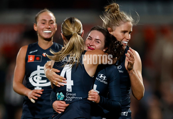AFLW 2025 Round 01 - Carlton v Collingwood - A-61337214