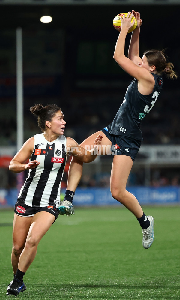 AFLW 2025 Round 01 - Carlton v Collingwood - A-61337233