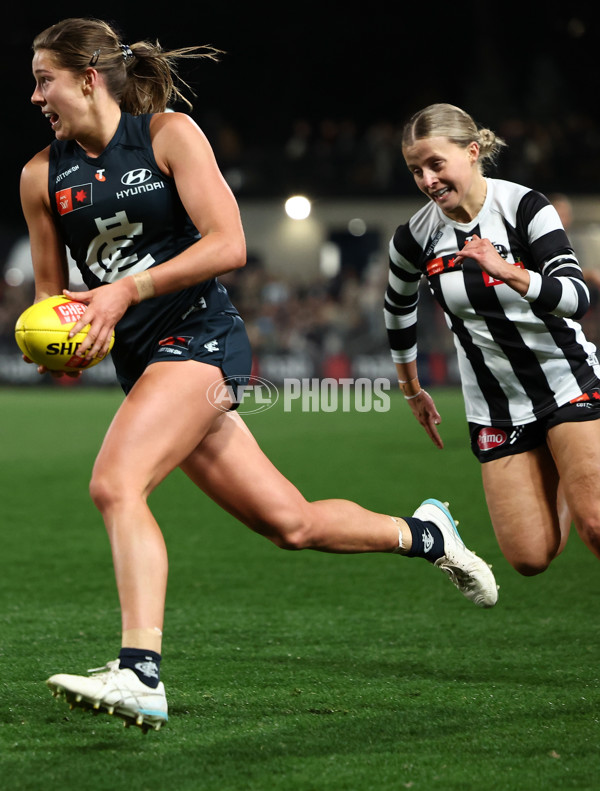 AFLW 2025 Round 01 - Carlton v Collingwood - A-61337245