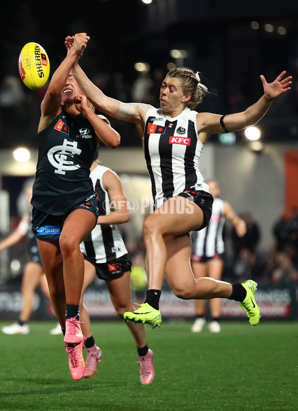 AFLW 2025 Round 01 - Carlton v Collingwood - A-61338112