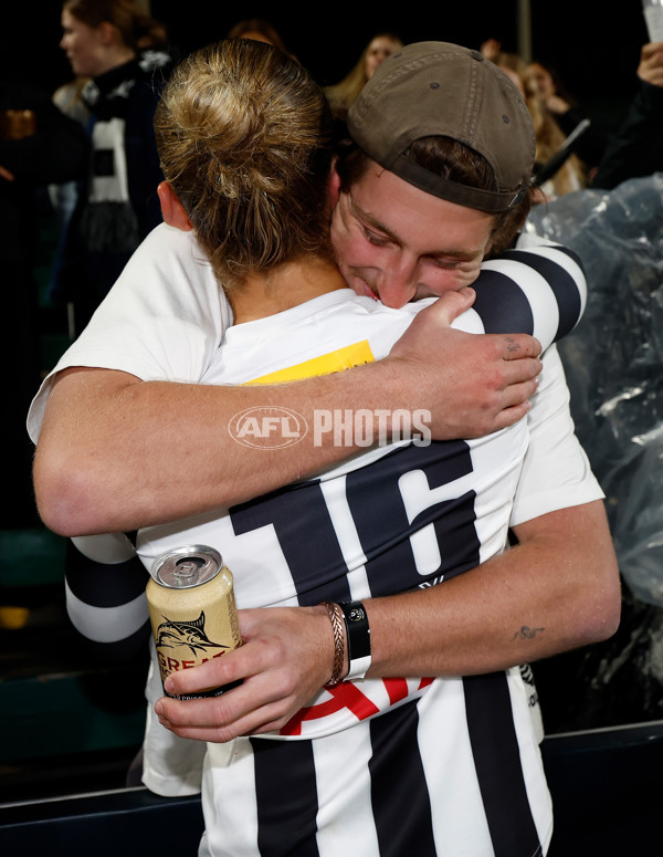 AFLW 2025 Round 01 - Carlton v Collingwood - A-61341175