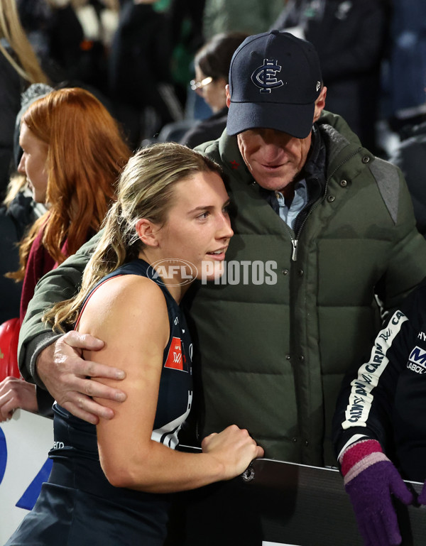 AFLW 2025 Round 01 - Carlton v Collingwood - A-61341178