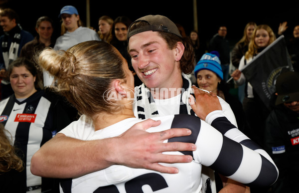 AFLW 2025 Round 01 - Carlton v Collingwood - A-61341181