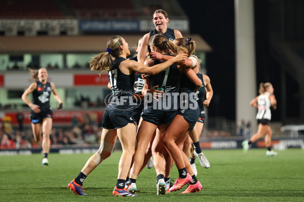 AFLW 2025 Round 01 - Carlton v Collingwood - A-61354269