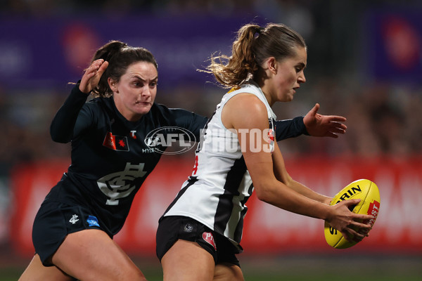 AFLW 2025 Round 01 - Carlton v Collingwood - A-61354278
