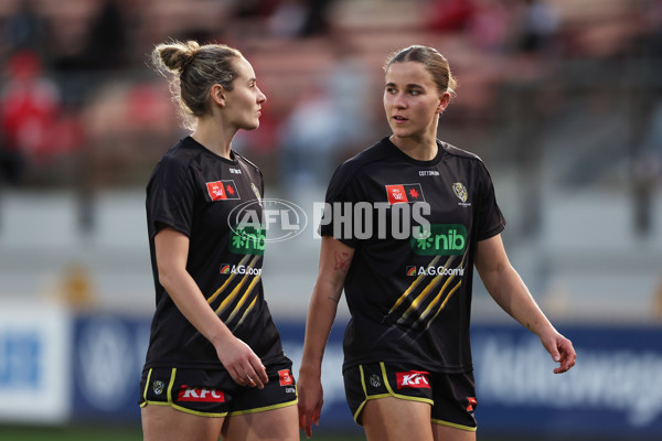 AFLW 2025 Round 01 - Sydney v Richmond - A-61368512