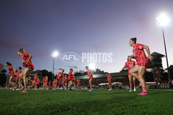 AFLW 2025 Round 01 - Sydney v Richmond - A-61368523