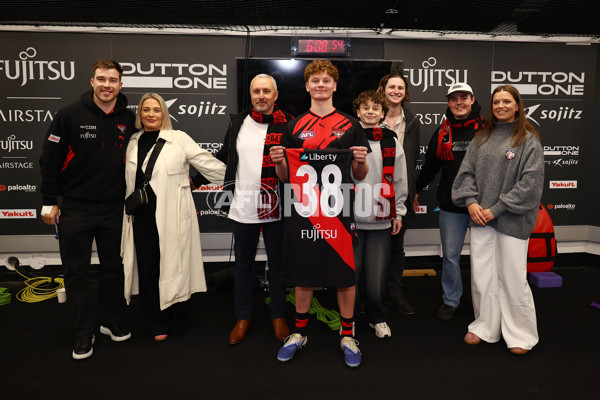 AFL 2025 Round 23 - Essendon v St Kilda - A-61368551