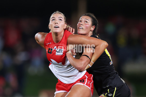 AFLW 2025 Round 01 - Sydney v Richmond - A-61368580