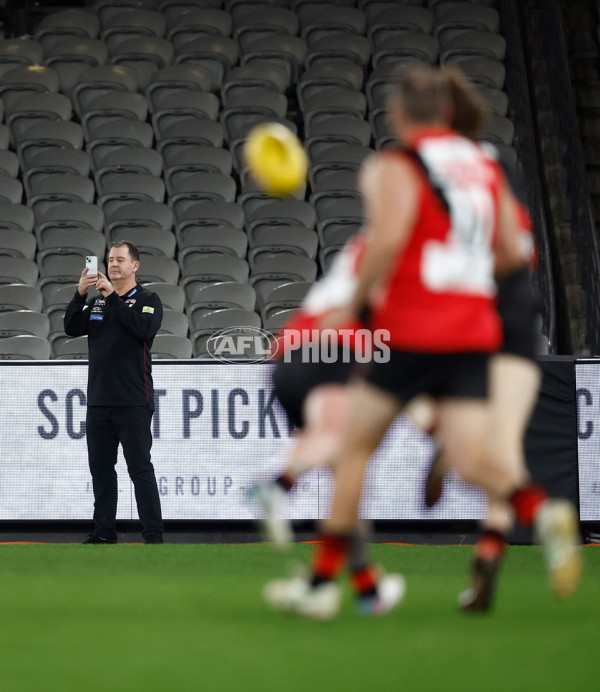 AFL 2025 Round 23 - Essendon v St Kilda - A-61368587