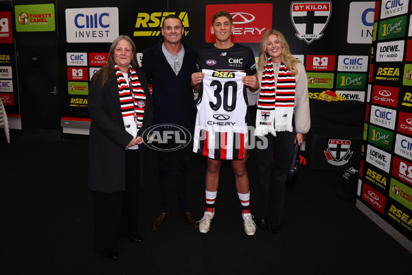 AFL 2025 Round 23 - Essendon v St Kilda - A-61369620