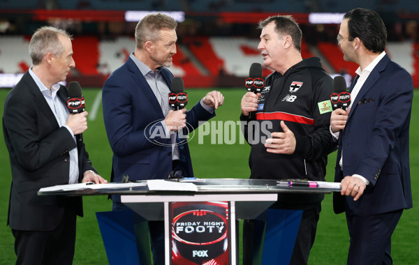 AFL 2025 Round 23 - Essendon v St Kilda - A-61369667