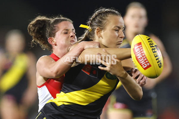AFLW 2025 Round 01 - Sydney v Richmond - A-61369696