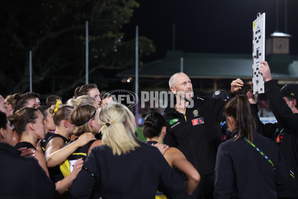 AFLW 2025 Round 01 - Sydney v Richmond - A-61369712