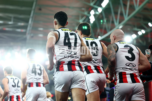 AFL 2025 Round 23 - Essendon v St Kilda - A-61371212