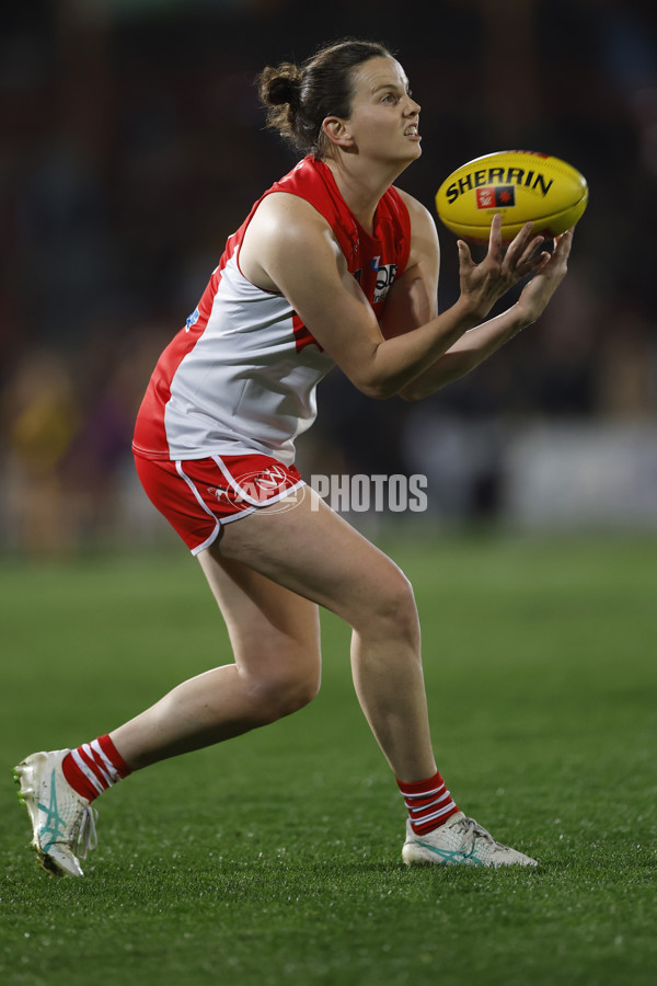 AFLW 2025 Round 01 - Sydney v Richmond - A-61371217