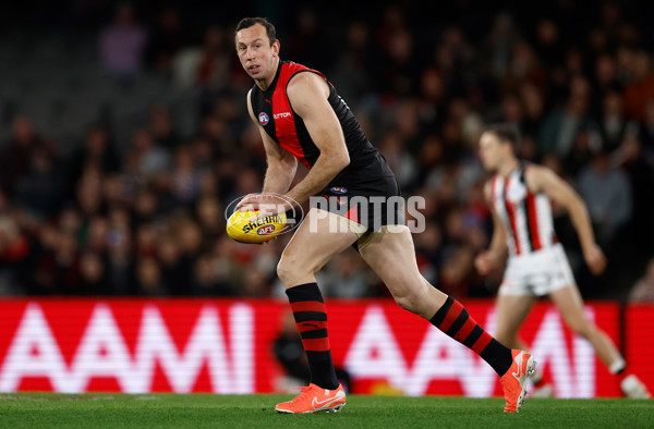 AFL 2025 Round 23 - Essendon v St Kilda - A-61372526
