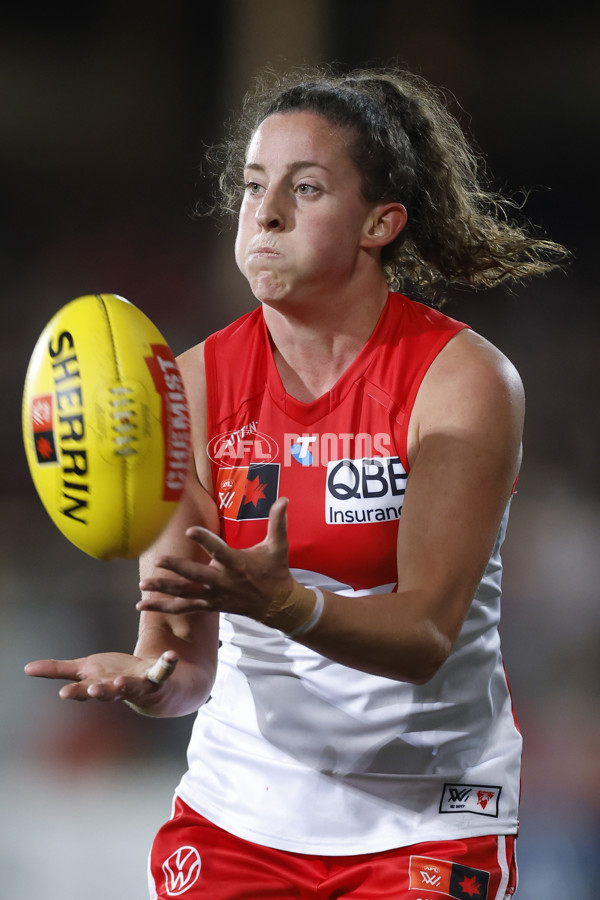 AFLW 2025 Round 01 - Sydney v Richmond - A-61372531