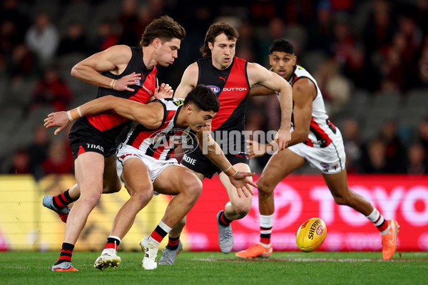 AFL 2025 Round 23 - Essendon v St Kilda - A-61374165