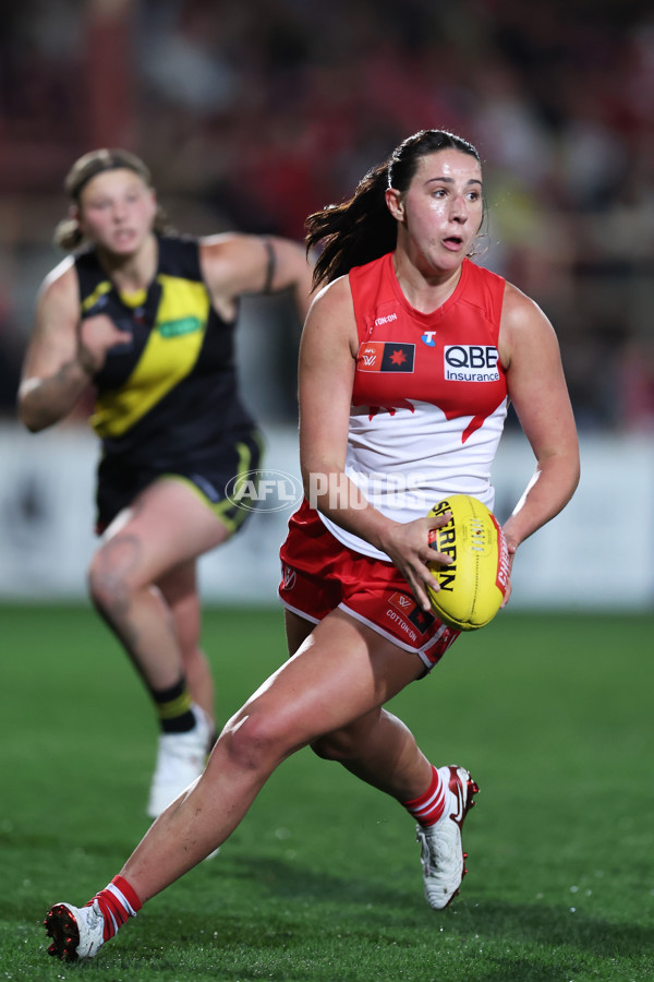 AFLW 2025 Round 01 - Sydney v Richmond - A-61374184