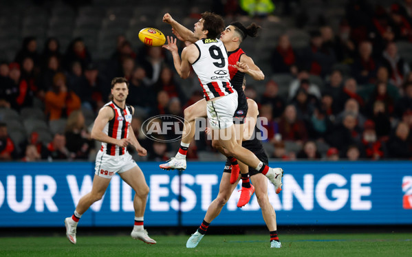 AFL 2025 Round 23 - Essendon v St Kilda - A-61374212