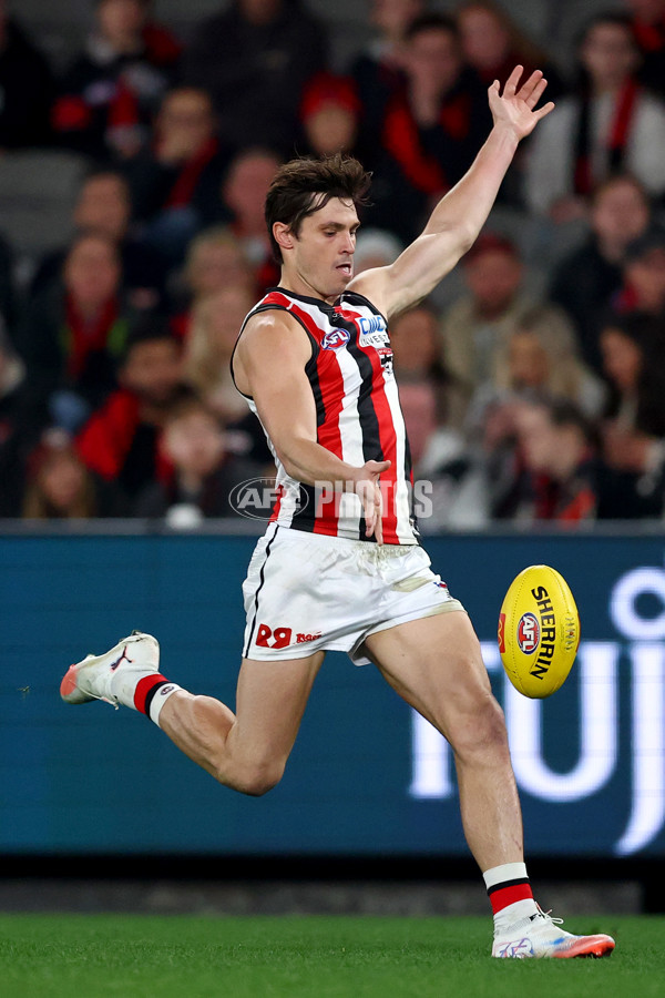 AFL 2025 Round 23 - Essendon v St Kilda - A-61375473